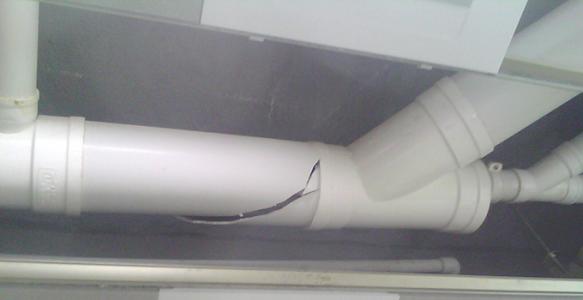 PVC管漏水维修